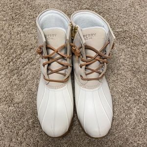 Sperry boots (beige, new)